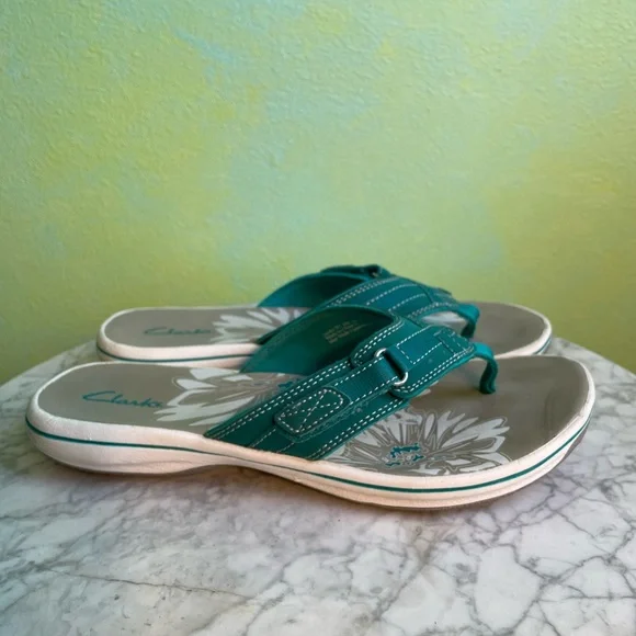 Clark’s Teal Sandals - Picture 3 of 8